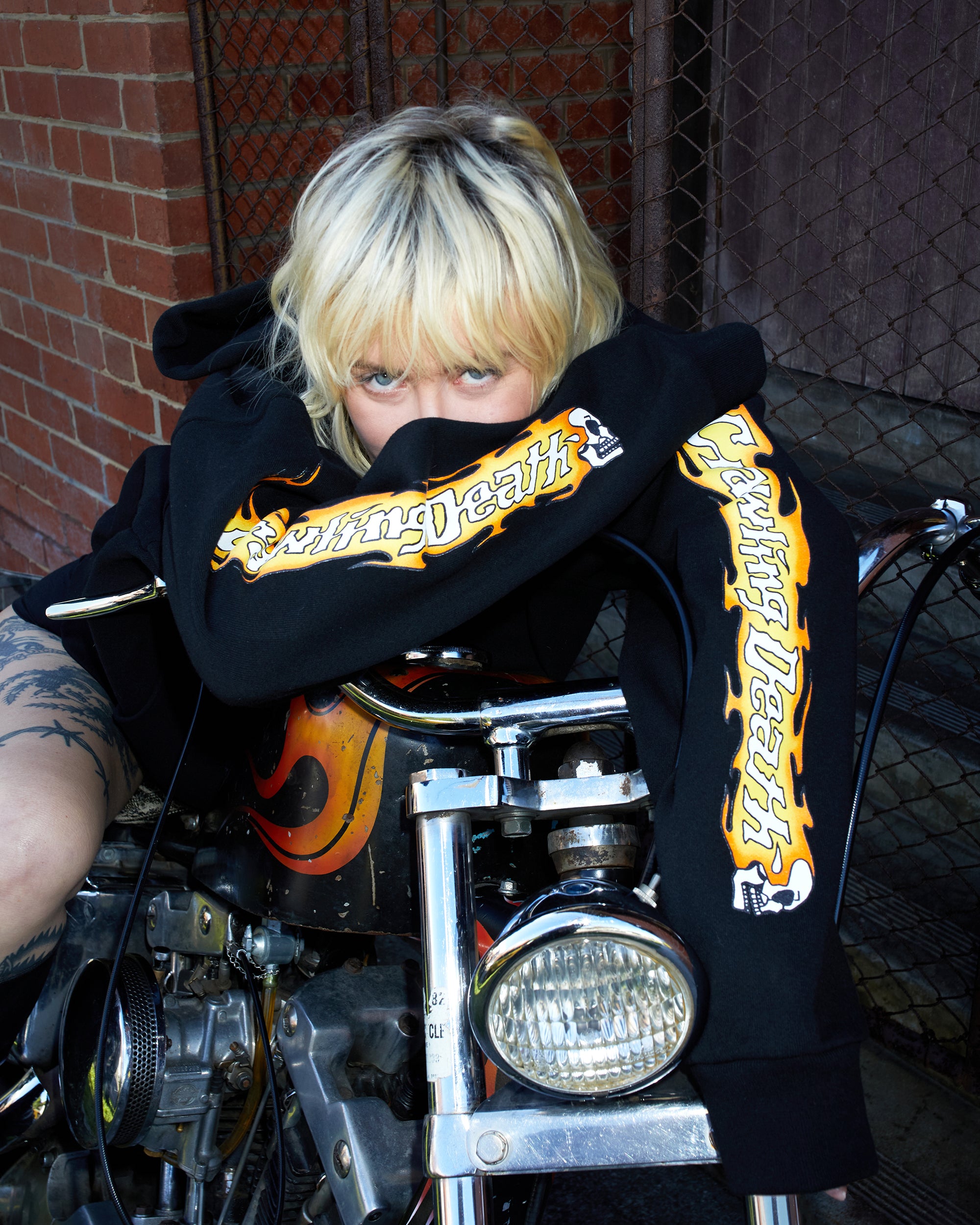 Flames Heavy Hood | Black