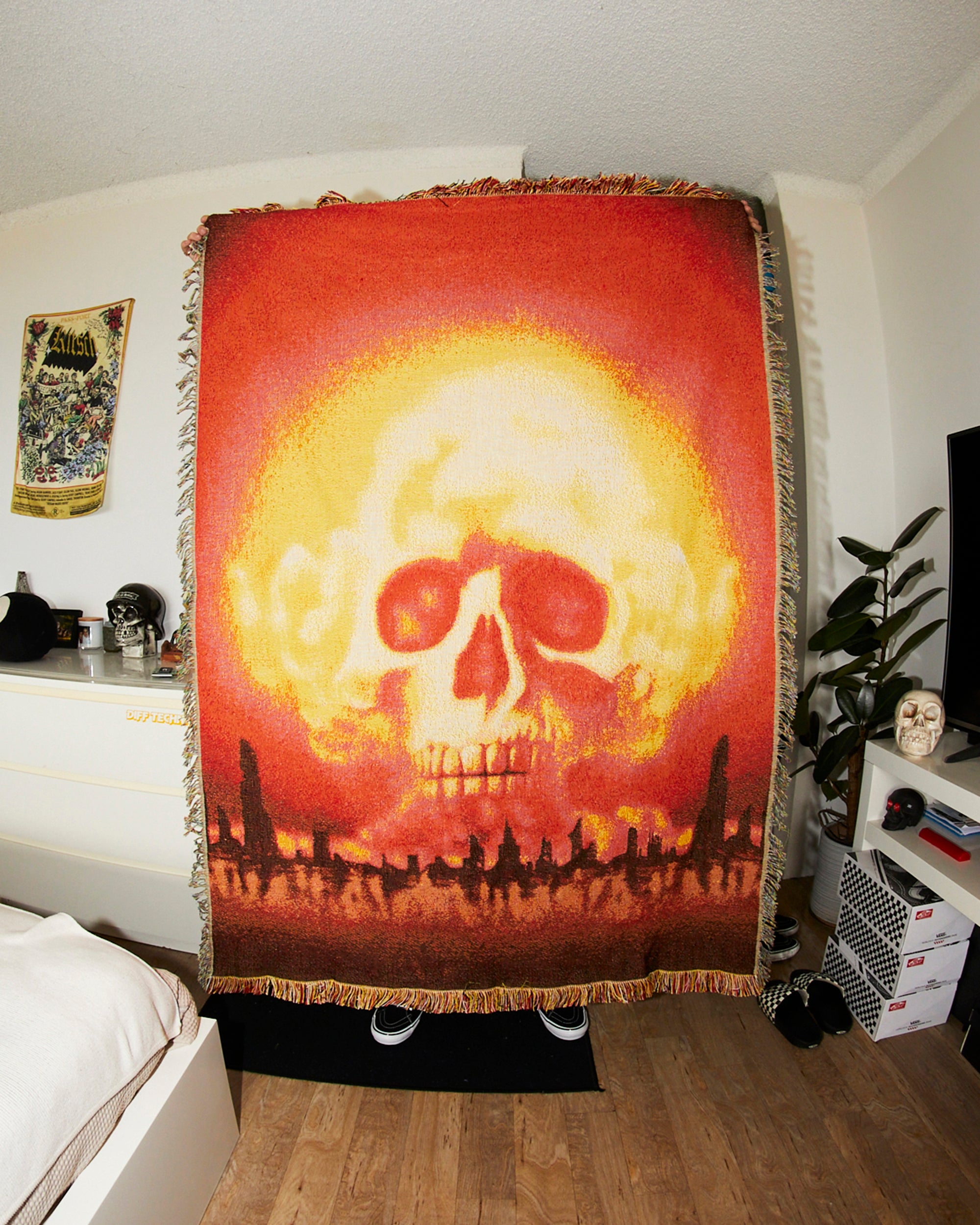 Blankets Crawling Death